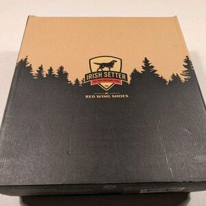 Irish Setter by Red Wing Shoes Box